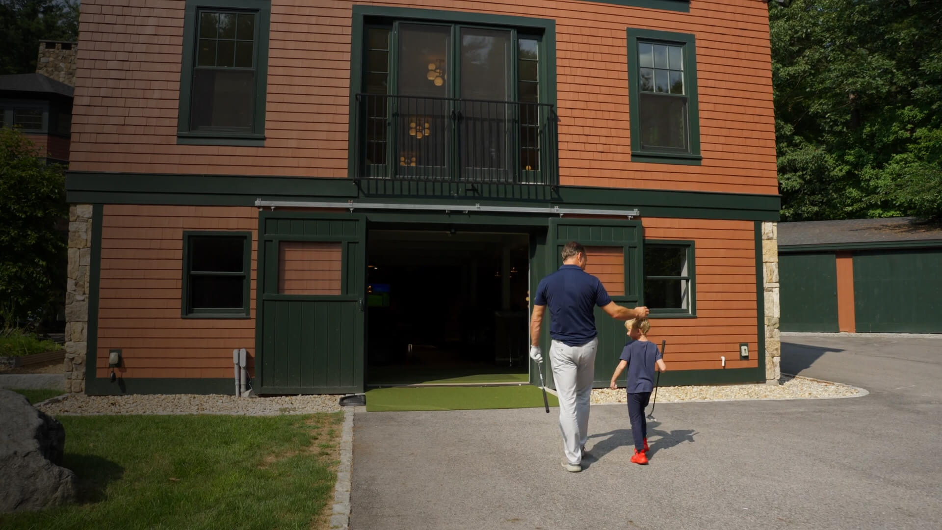 Success_stories_Simon_Whitten_h-media_1_trackman